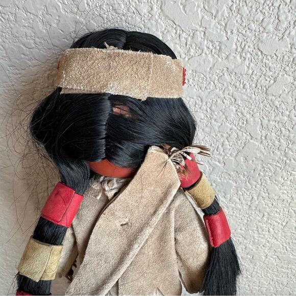 Original Carlson Dolls Osage Chief #10-91 – 11” – Sleepy Eyes with Tag - Picture 5 of 7